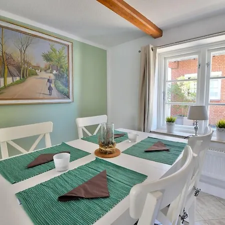 Apartment In With Swimming Pool Maasholm